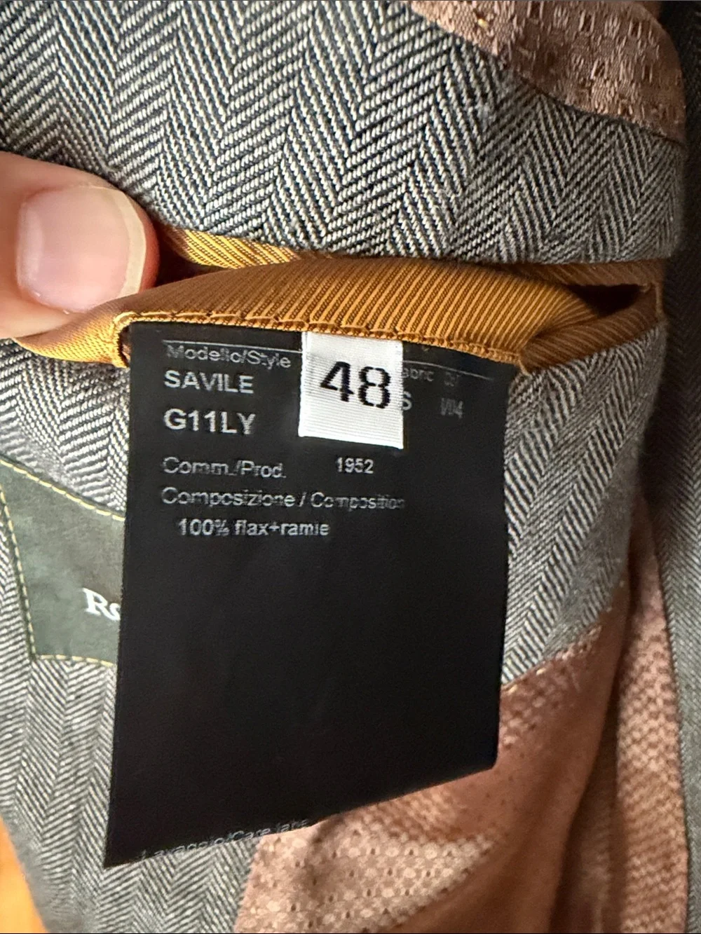Men's Tailored Brown Blazer with Gold Buttons linen